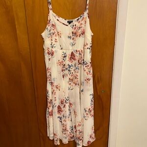 Torrid Cream /Off White Floral V-Neck Spaghetti Straps adjustable fit Sundress